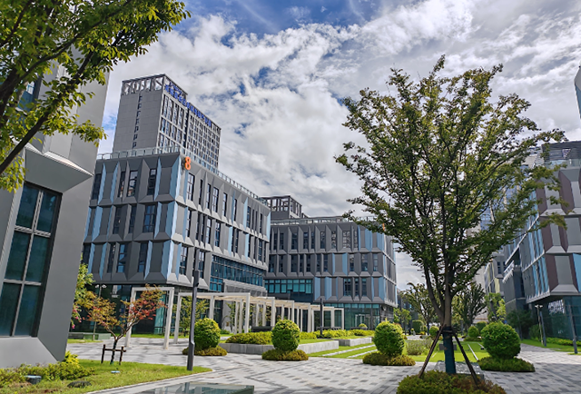 河东工业地产投资新蓝海——新能源产业园区崛起